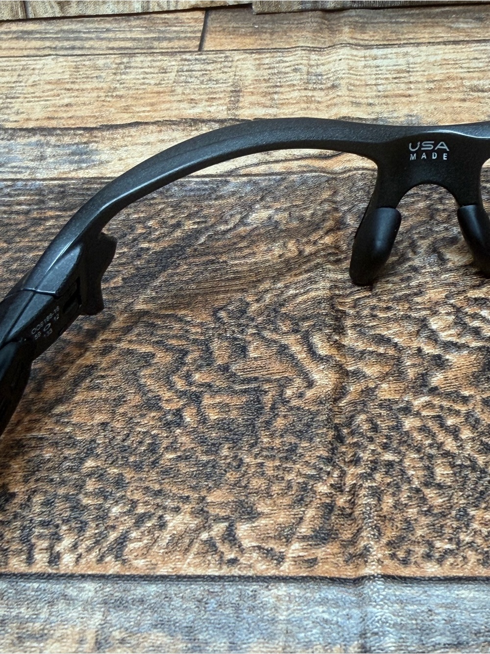 Oakley Flak 2.0 Replacement Frame Only Made in USA Black Polished Logo NO LENS - Picture 5 of 11